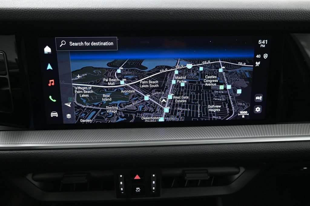 Certified 2025 Porsche Cayenne AWD/4WD image 21
