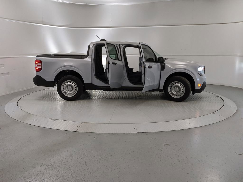 New 2025 Ford Maverick XL w/ 4K Tow Package image 8