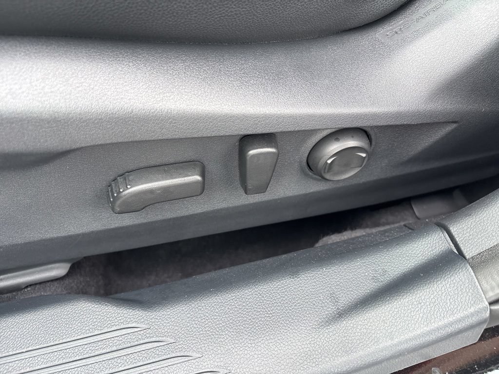 Certified 2025 Subaru Outback Wilderness AWD/4WD image 19