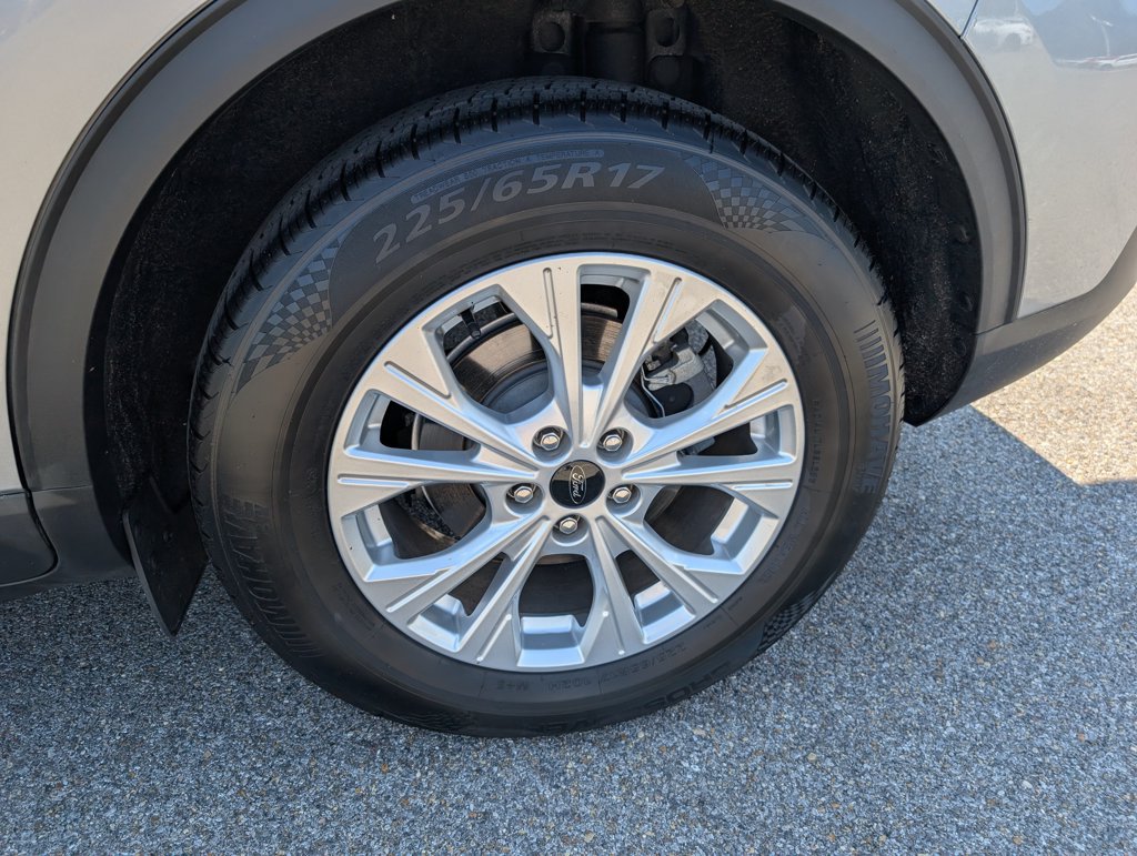 Used 2023 Ford Escape Active w/ Tech Pack #1 FWD image 29