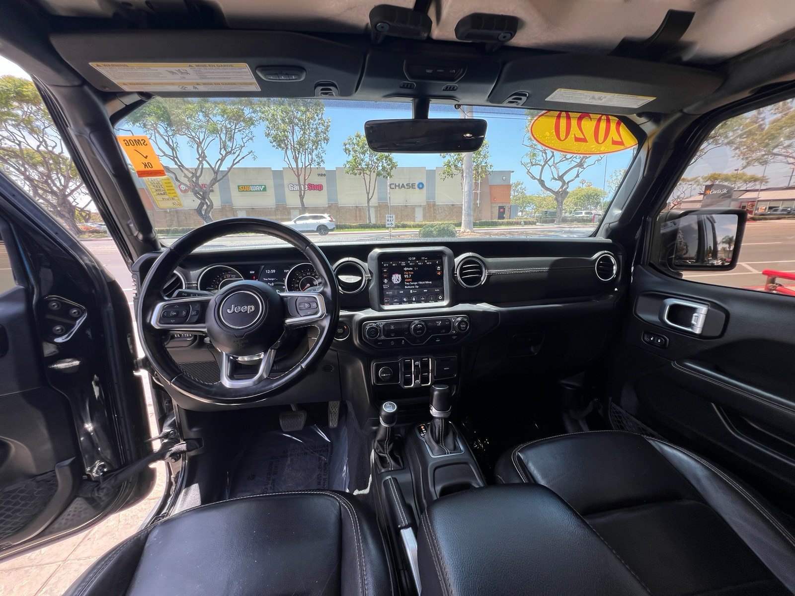 Used 2020 Jeep Gladiator Overland AWD/4WD image 17