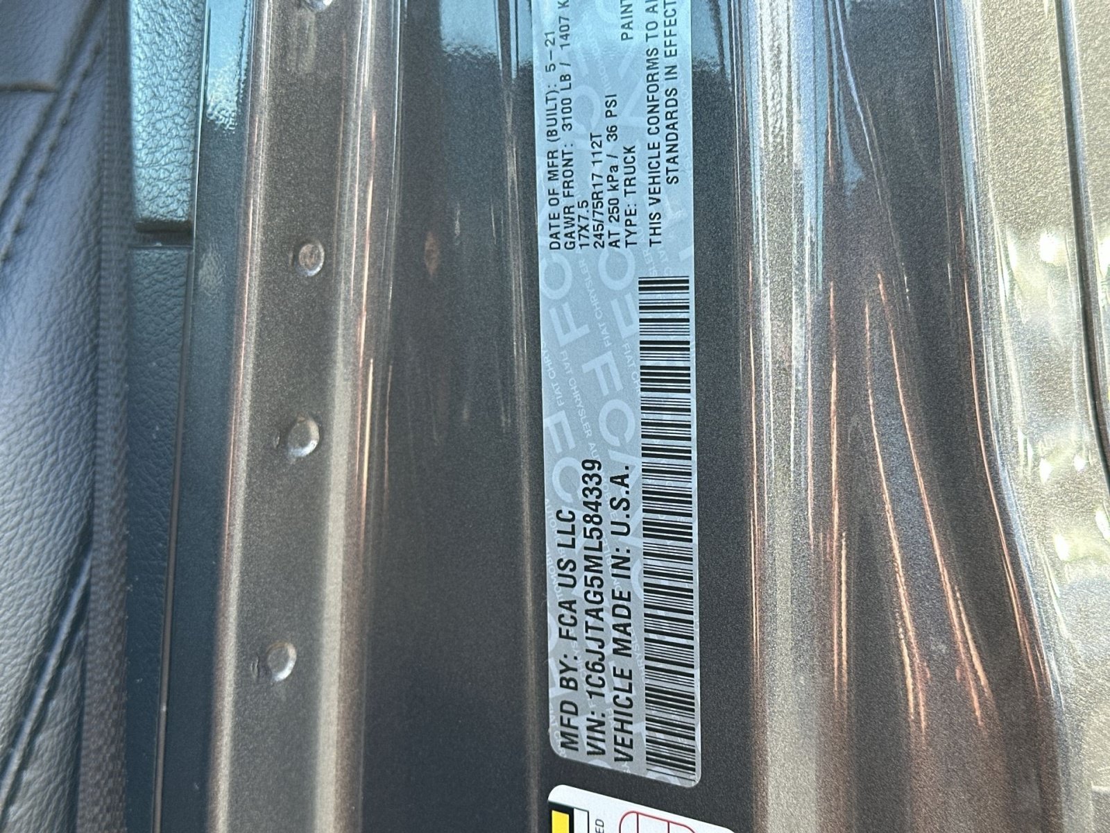 Used 2021 Jeep Gladiator Sport AWD/4WD image 29