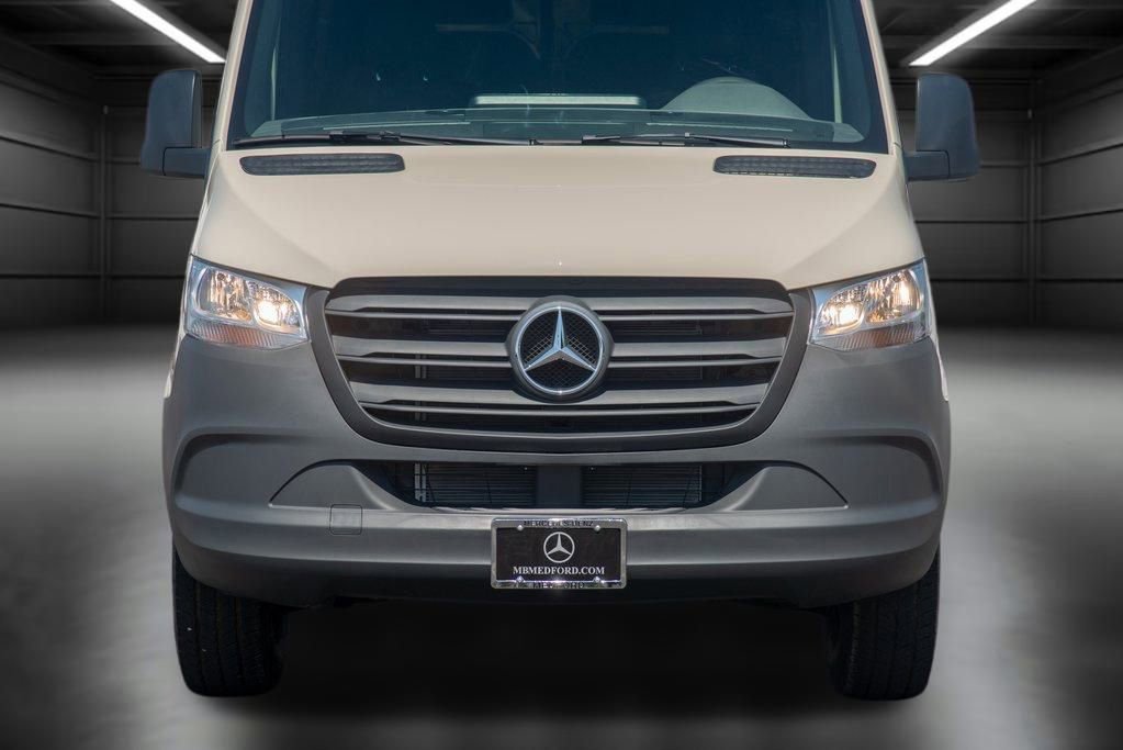 Used 2024 Mercedes-Benz Sprinter 144 Cargo image 13
