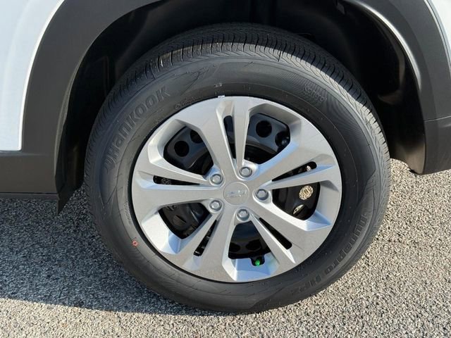 New 2026 Chevrolet Trax LS FWD image 4