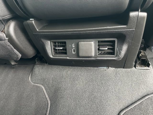 Used 2025 GMC Sierra 1500 SLT image 43