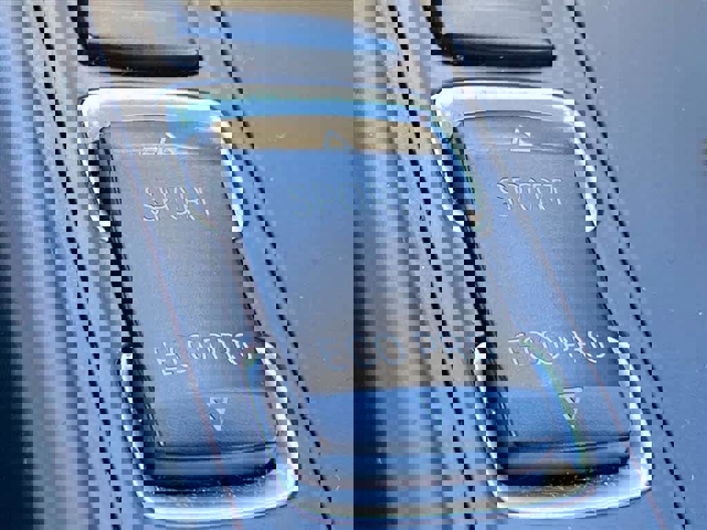 Used 2017 BMW 230i Coupe image 19