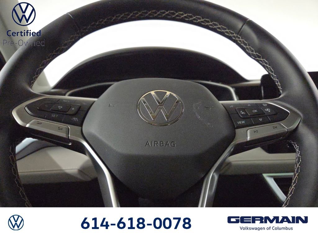 Used 2025 Volkswagen Taos SE image 22