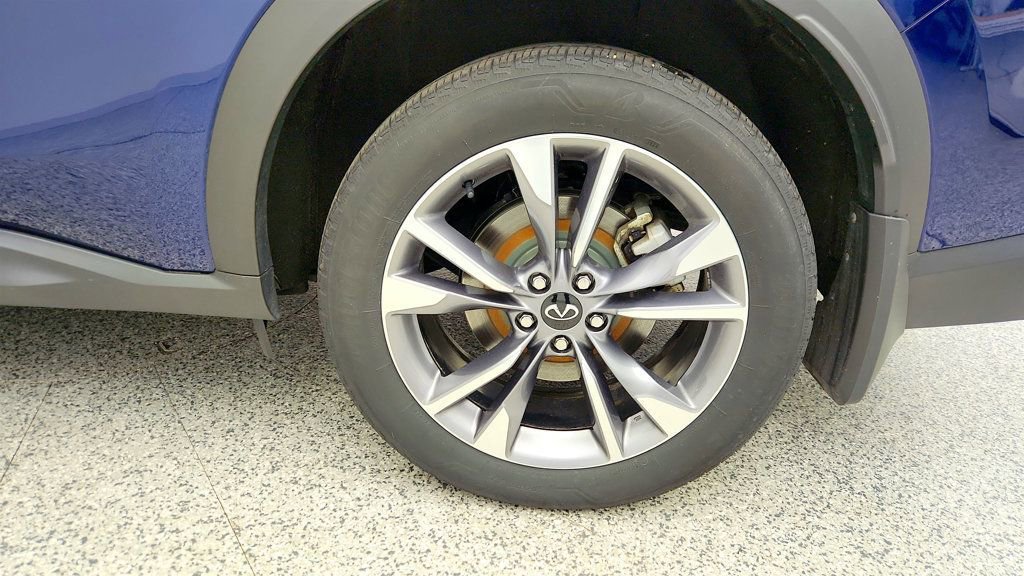 Used 2024 INFINITI QX60 Luxe FWD image 9