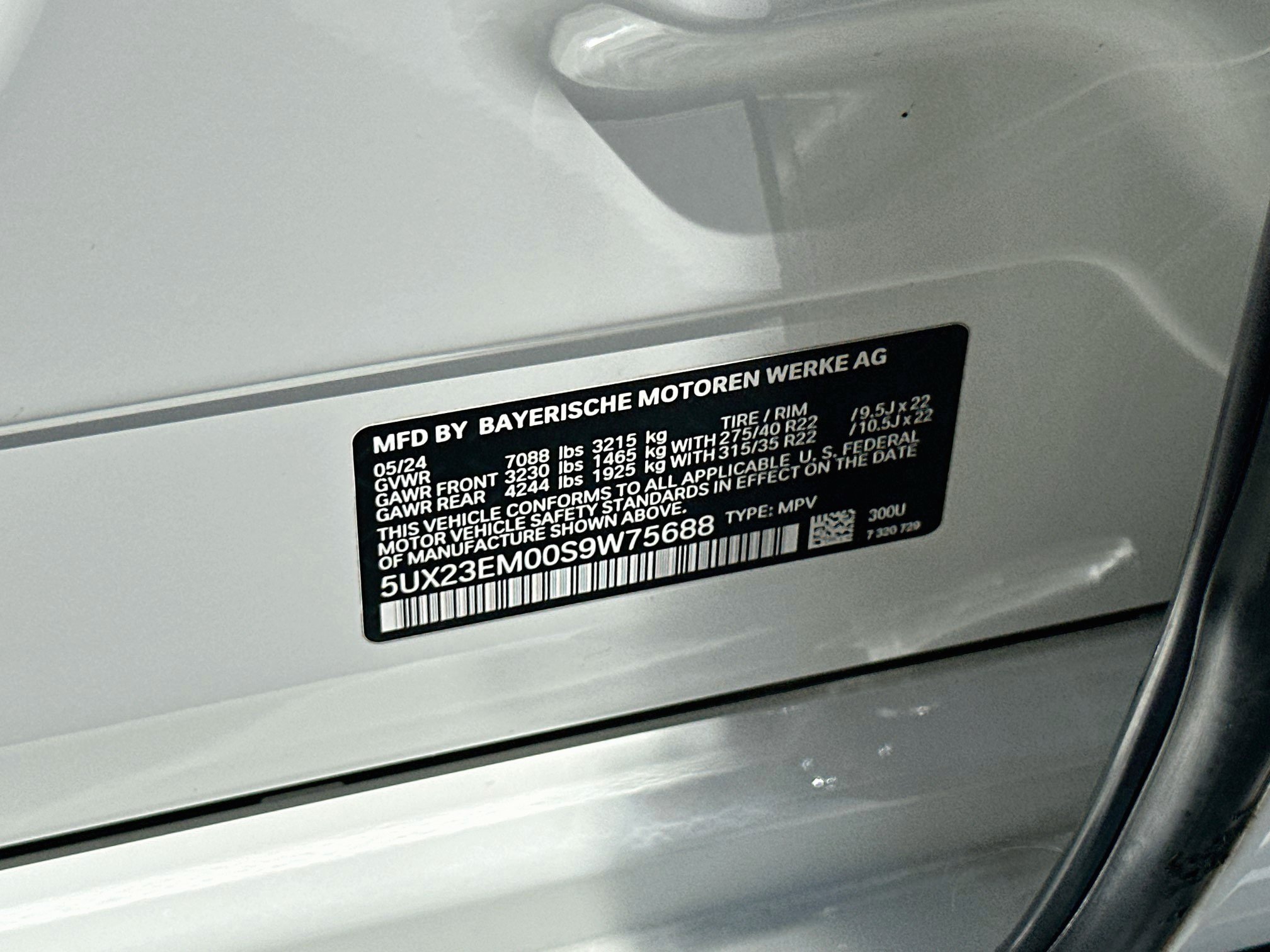 Certified 2025 BMW X7 xDrive40i w/ M Sport Package AWD/4WD image 36