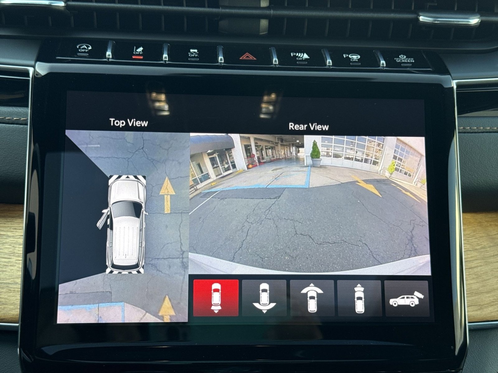 Used 2023 Jeep Grand Cherokee Summit image 19