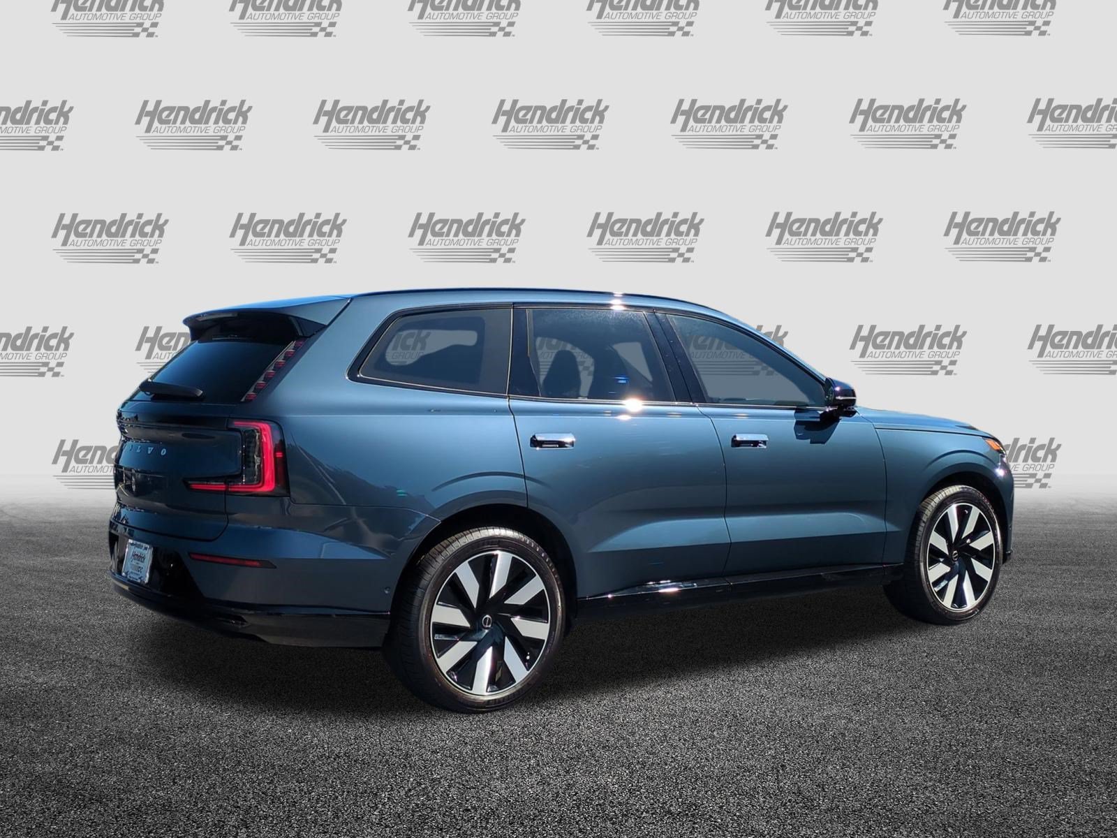 Used 2025 Volvo EX90 Ultra AWD/4WD image 9