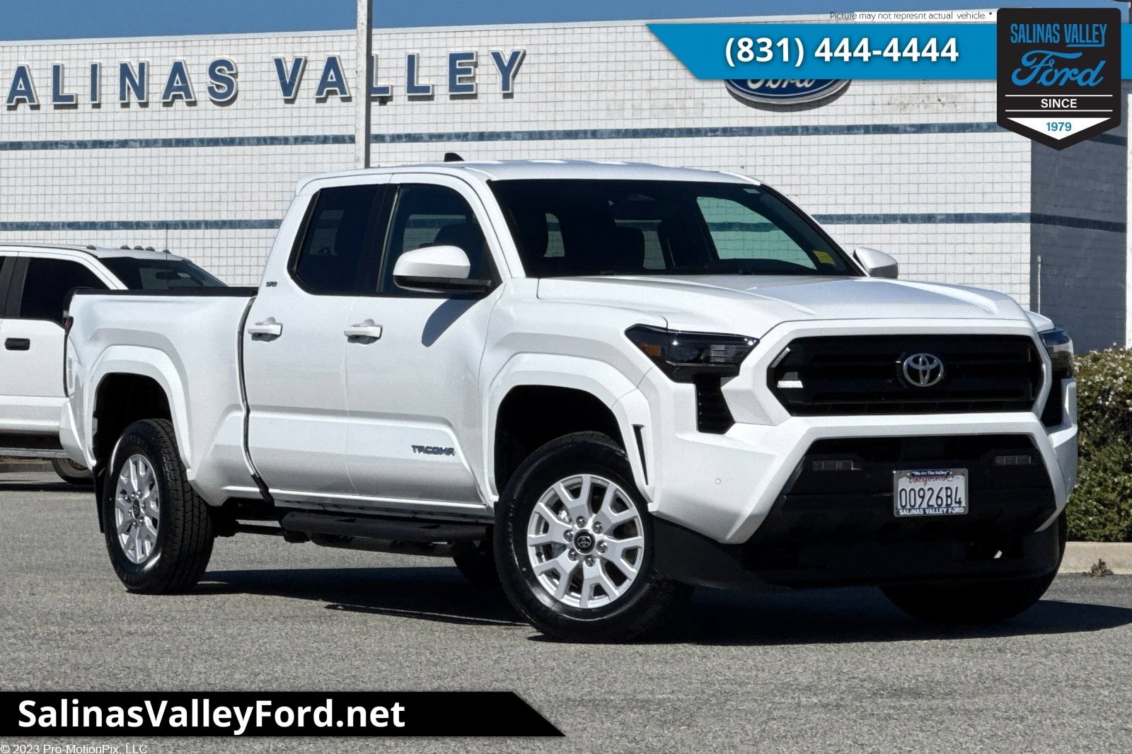 Used 2024 Toyota Tacoma SR5 AWD/4WD video 1