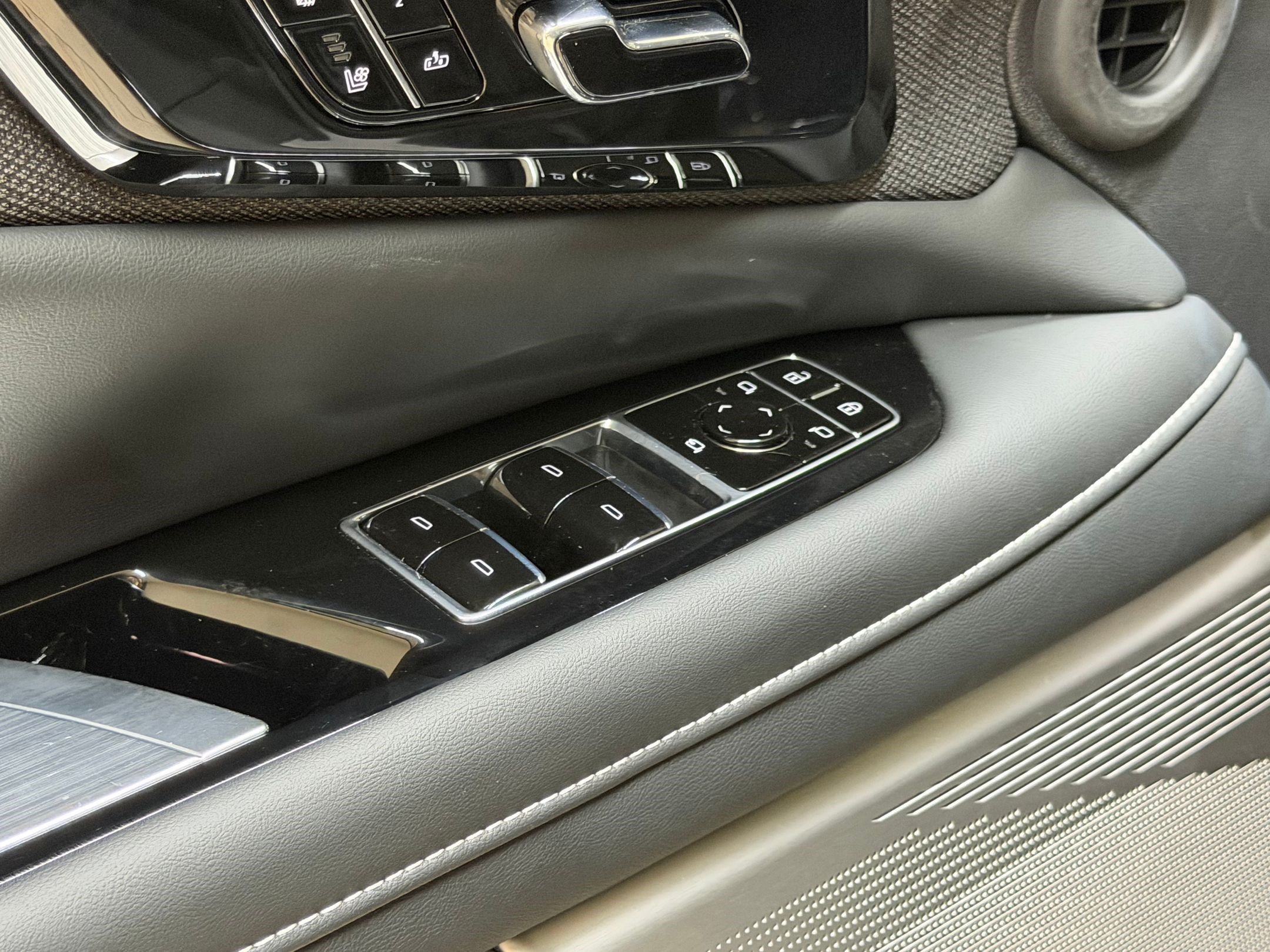 New 2026 Cadillac Optiq V AWD/4WD image 25