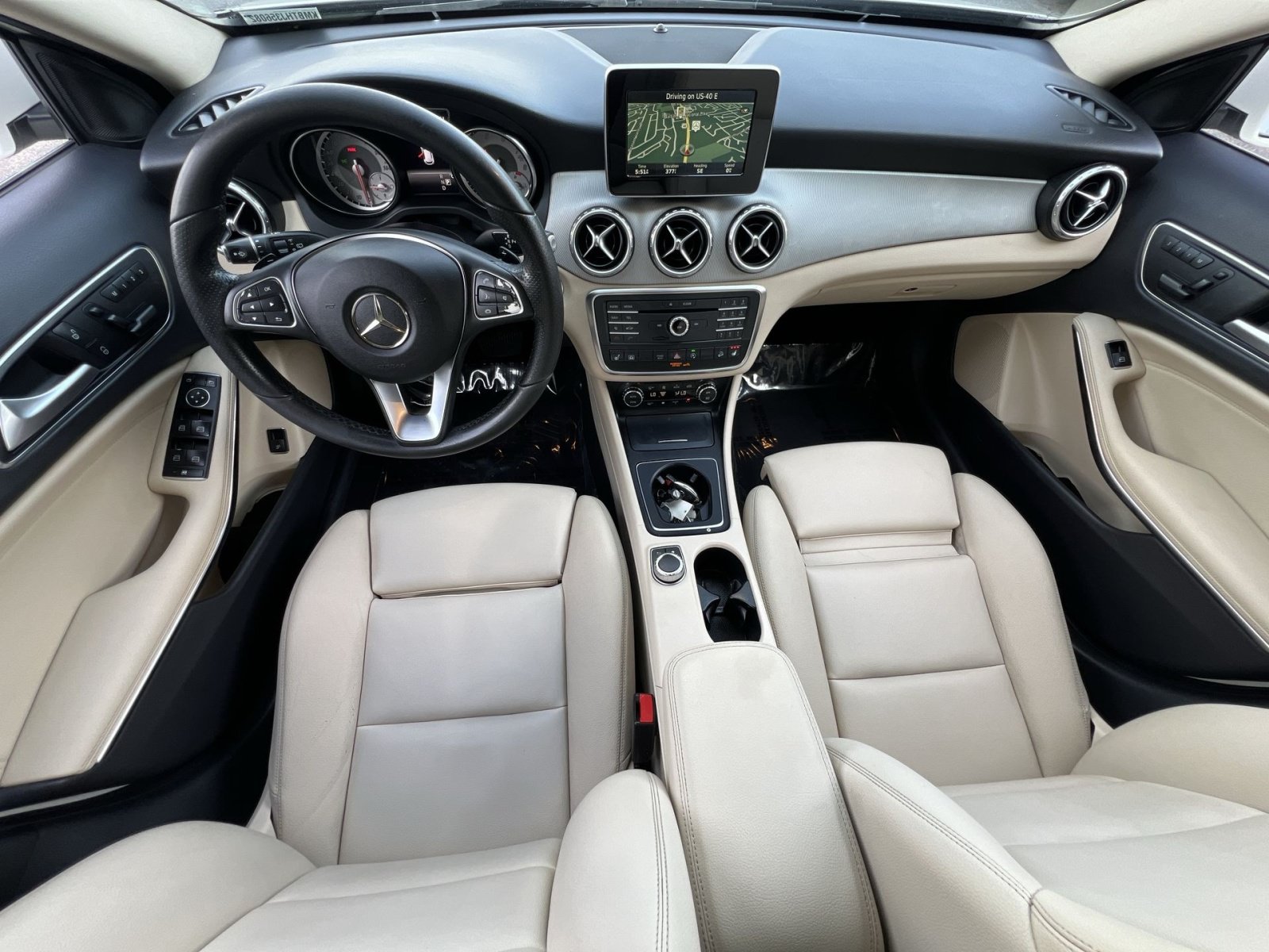 Used 2017 Mercedes-Benz GLA 250 4MATIC image 13