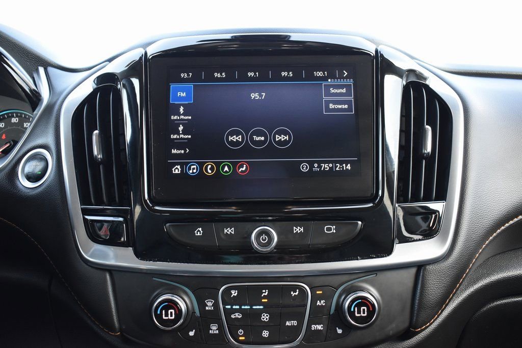 Used 2020 Chevrolet Traverse RS image 18