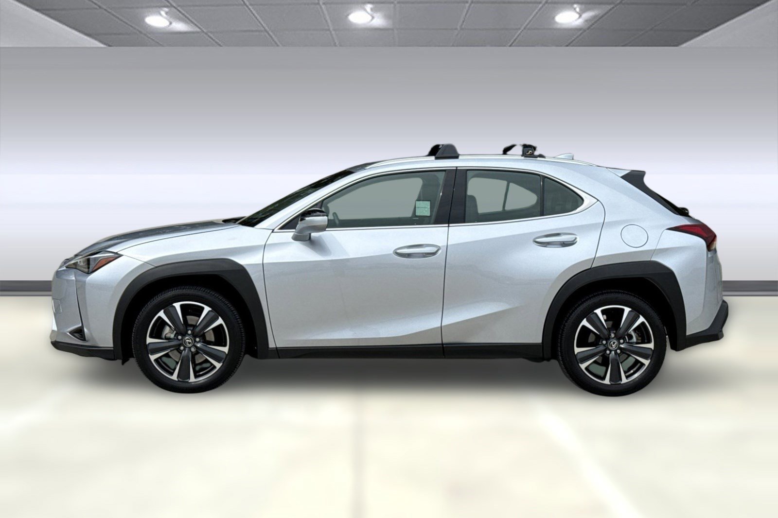 Certified 2025 Lexus UX 300h FWD w/ Accessory Package (Z2) image 2