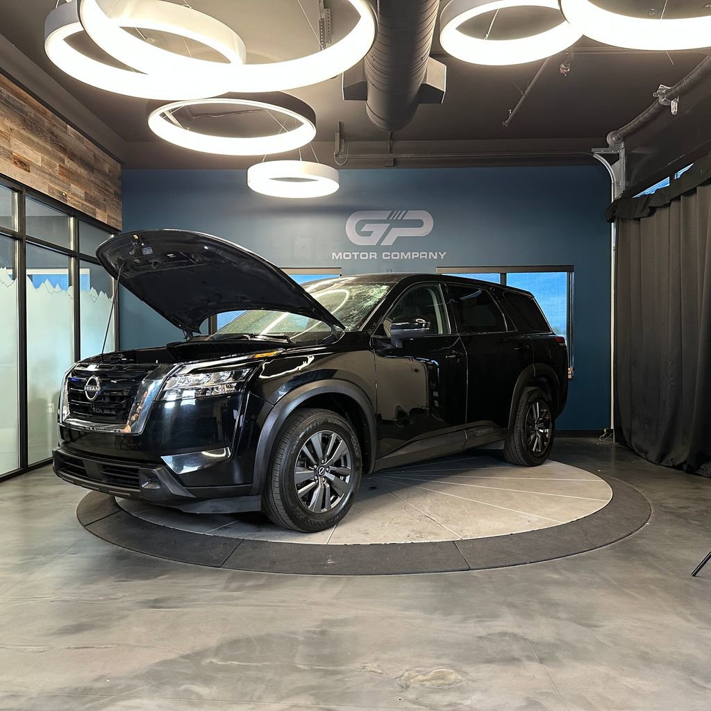 Used 2022 Nissan Pathfinder S AWD/4WD image 25