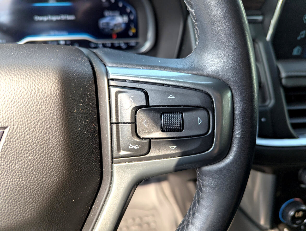 Used 2023 Chevrolet Tahoe Z71 image 18