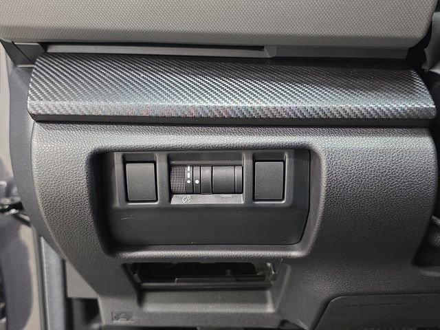 Used 2024 Subaru Crosstrek 2.5i Limited w/ Crosstrek Mirror Package image 26