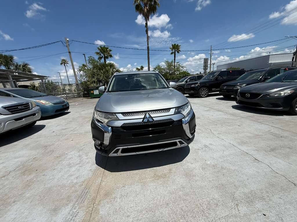 Used 2020 Mitsubishi Outlander SEL FWD image 1