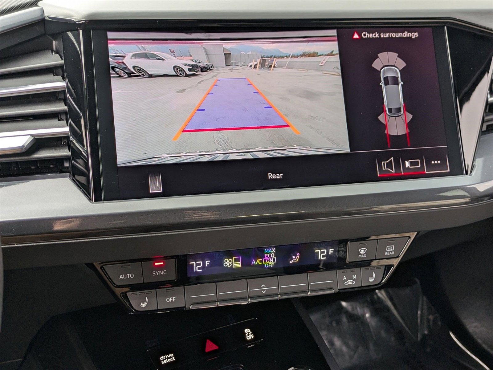 Used 2025 Audi Q4 e-tron Premium Plus w/ Premium Plus image 13