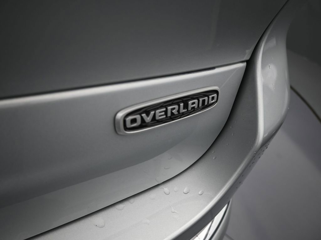 Used 2024 Jeep Grand Cherokee L Overland w/ Advanced Protech Group III image 47
