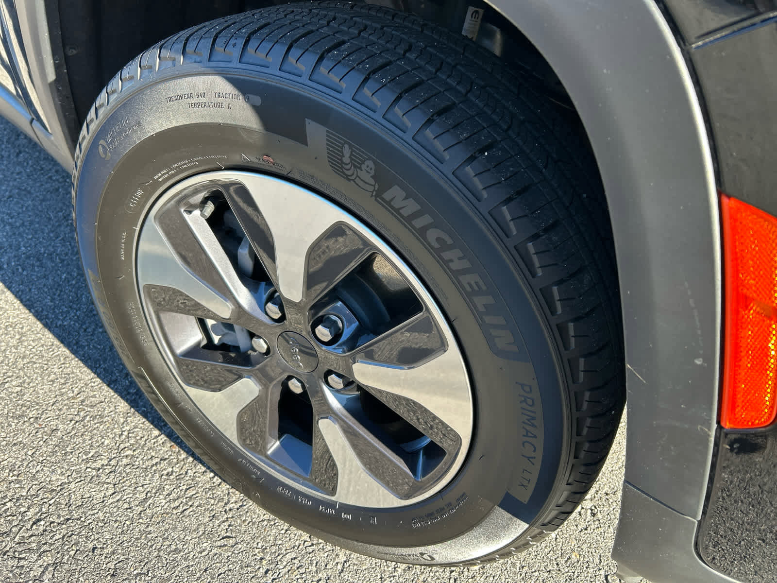 Used 2023 Jeep Grand Cherokee 4WD 4xe image 18