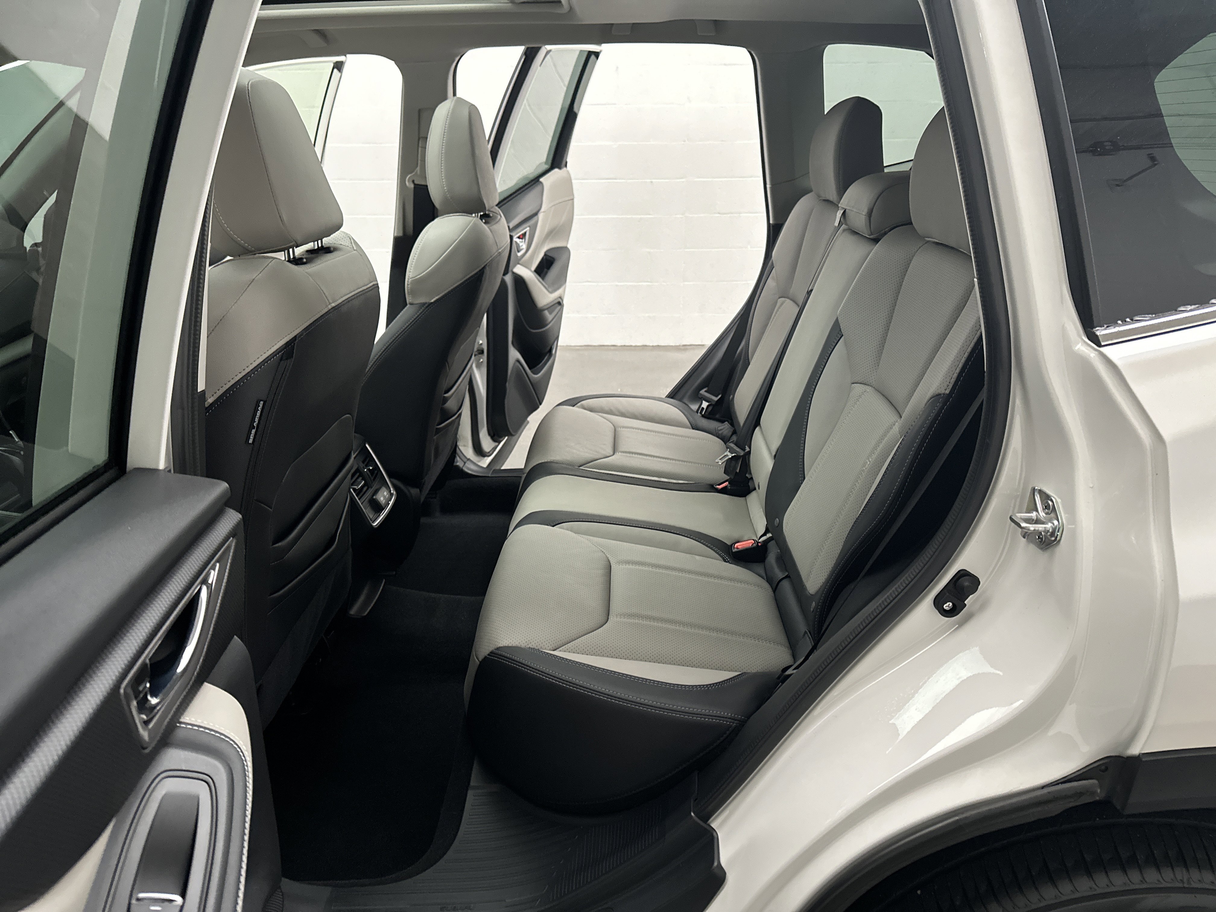 Used 2022 Subaru Forester Limited image 22