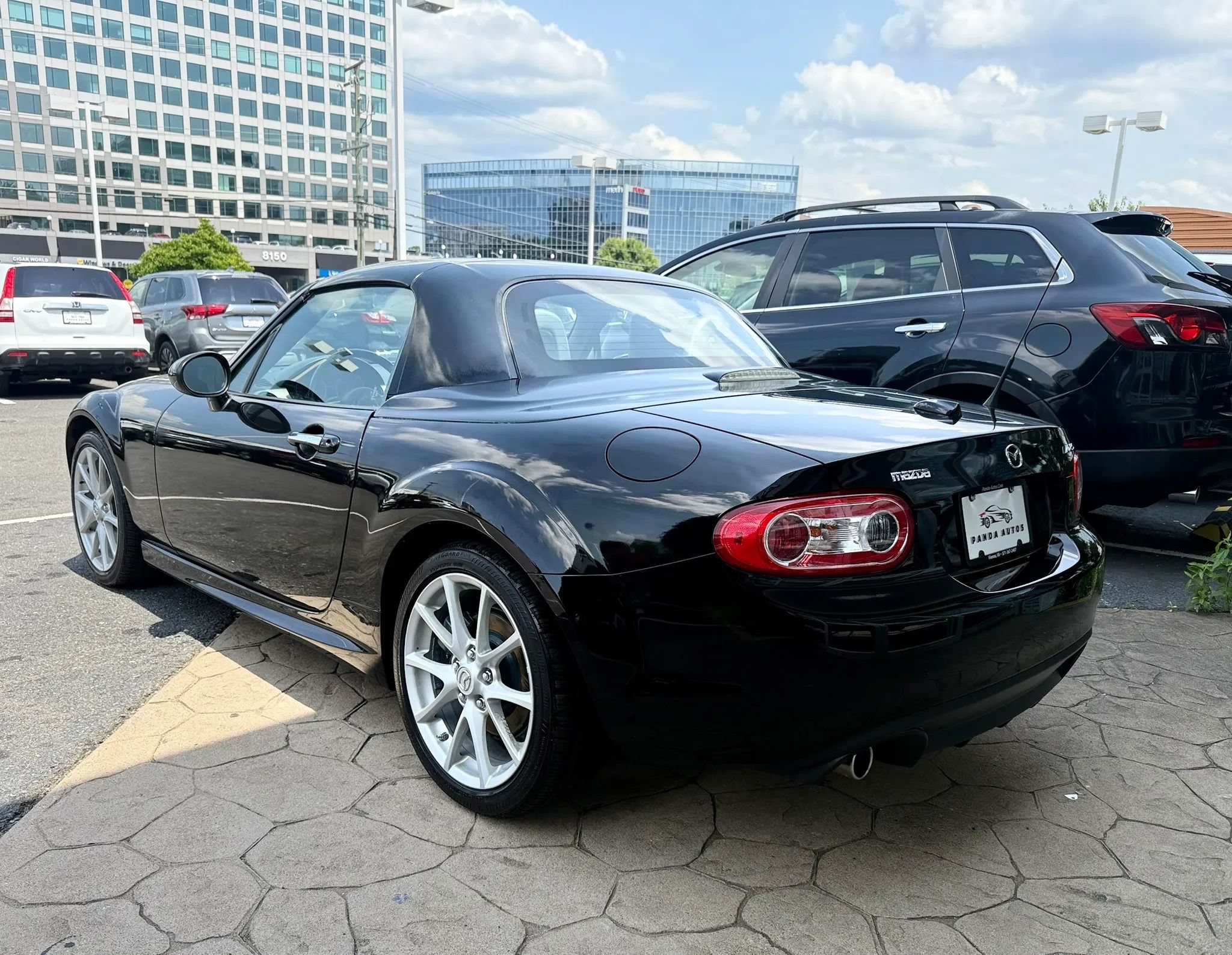 Used 2009 MAZDA MX-5 Miata Grand Touring w/ Premium Pkg RWD image 7