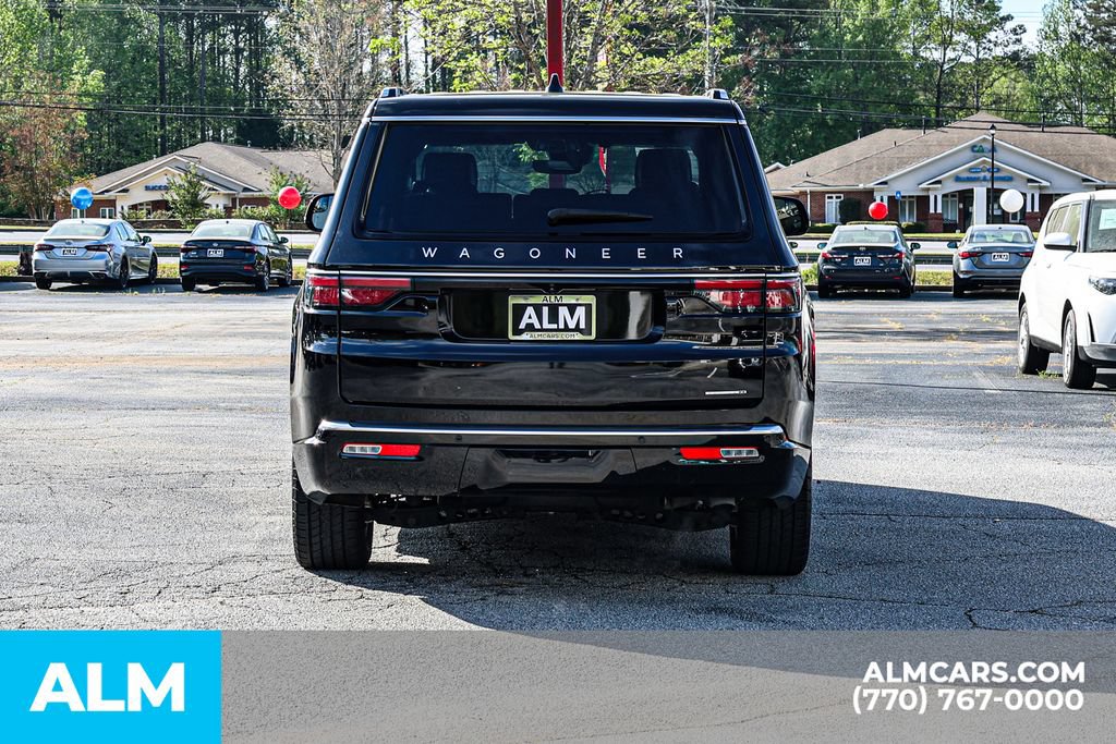 Used 2024 Jeep Wagoneer Series II RWD image 11