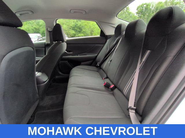 Used 2021 Hyundai Elantra SEL FWD image 24