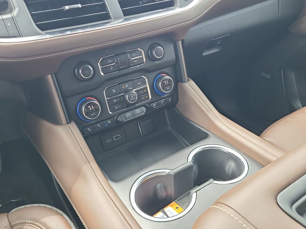 Used 2022 Chevrolet Tahoe High Country image 26