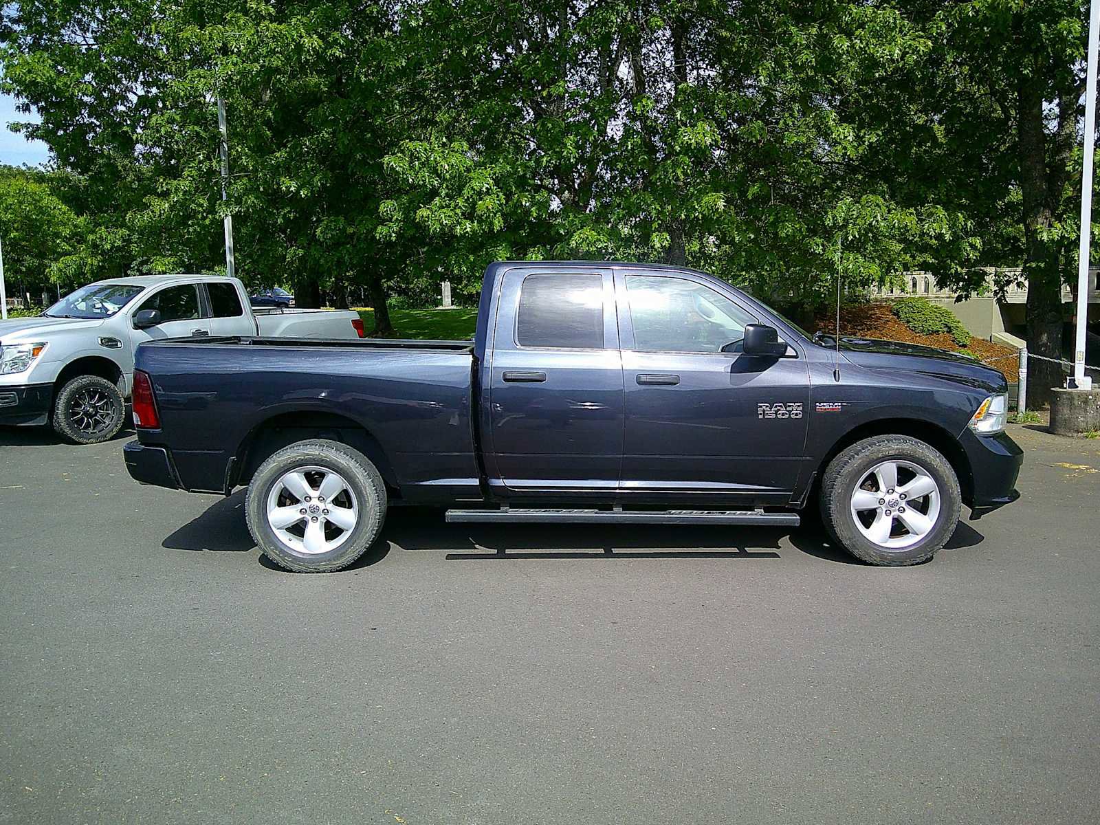 Used 2014 RAM 1500 Express AWD/4WD image 6