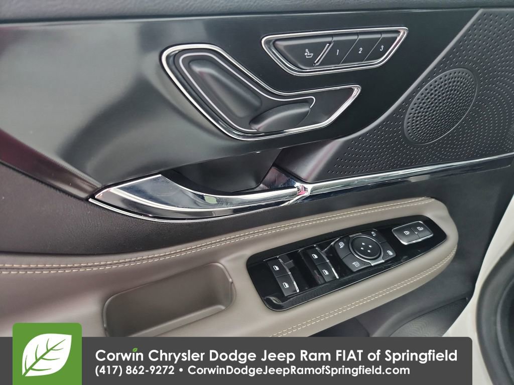 Used 2023 Lincoln Corsair FWD image 20