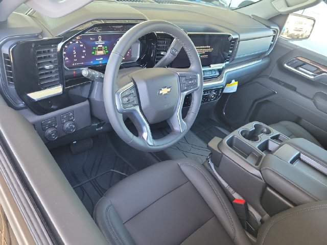 New 2026 Chevrolet Silverado 1500 LT w/ Safety Package AWD/4WD image 6