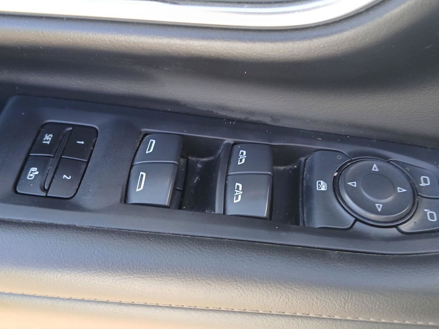 Used 2024 Chevrolet Tahoe Z71 image 11