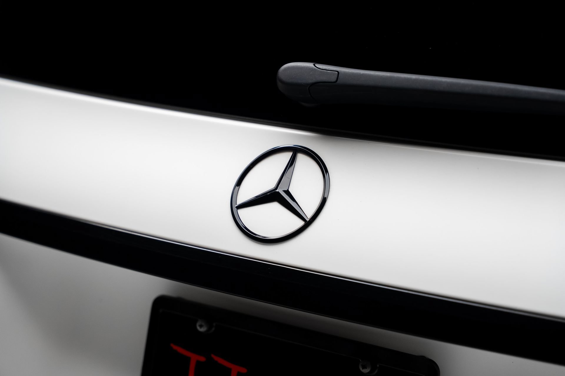 Used 2024 Mercedes-Benz GLS 63 AMG 4MATIC w/ Acoustic Comfort Package image 32