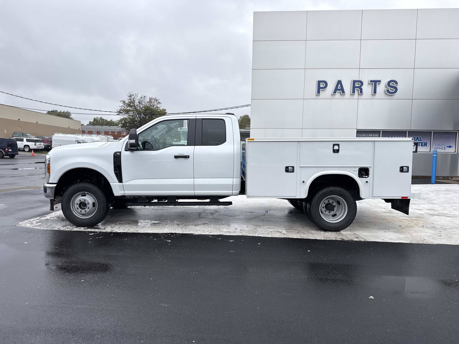 New 2027 Ford F350 XL w/ XL Chrome Package AWD/4WD image 6