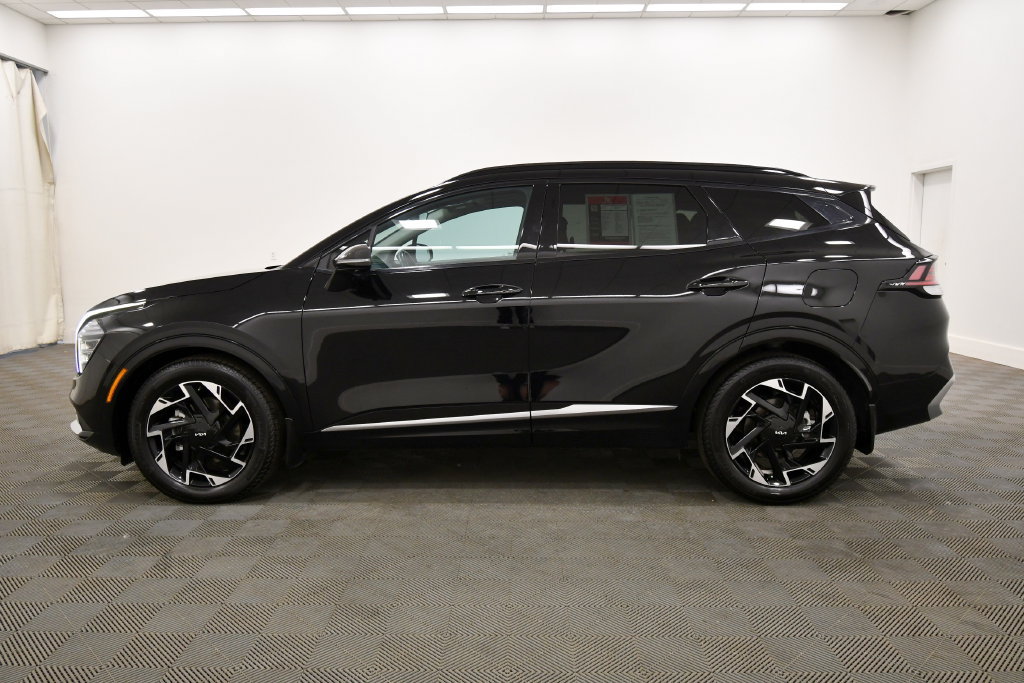 Certified 2023 Kia Sportage SX FWD image 4