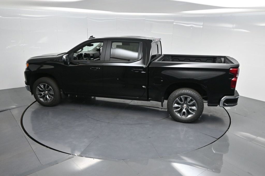 New 2026 Chevrolet Silverado 1500 LT w/ All Star Edition Plus AWD/4WD image 17