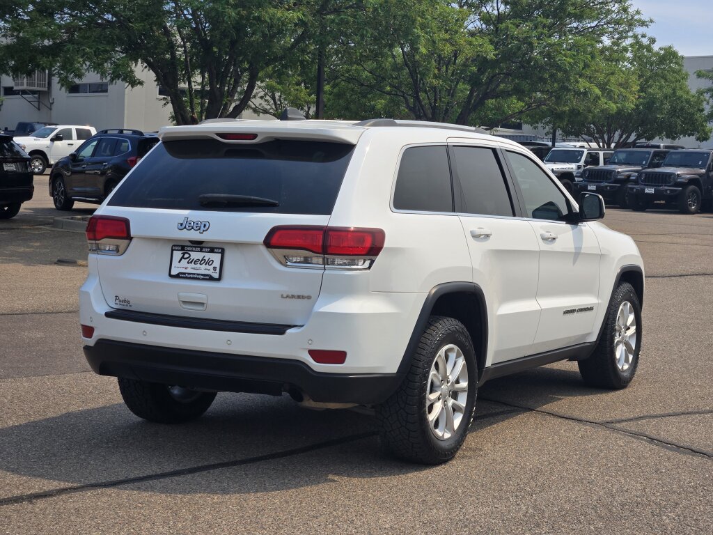 Used 2021 Jeep Grand Cherokee Laredo X RWD image 3