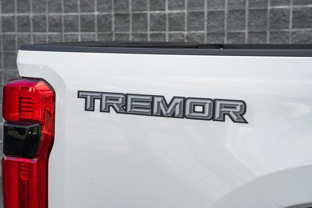 New 2026 Ford F350 4x4 Crew Cab Super Duty image 25