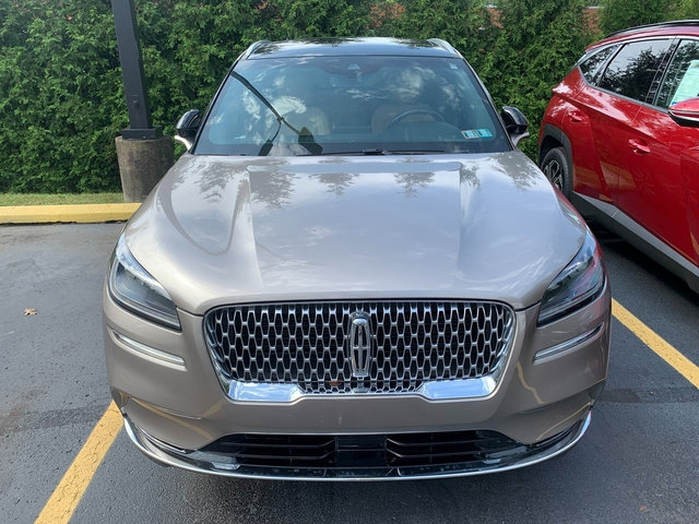 Used 2020 Lincoln Corsair Reserve w/ Elements Package AWD/4WD image 3