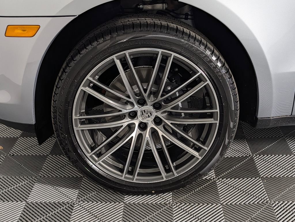 New 2026 Porsche Macan image 11