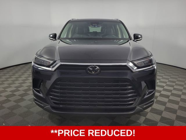 Used 2024 Toyota Grand Highlander XLE video 2