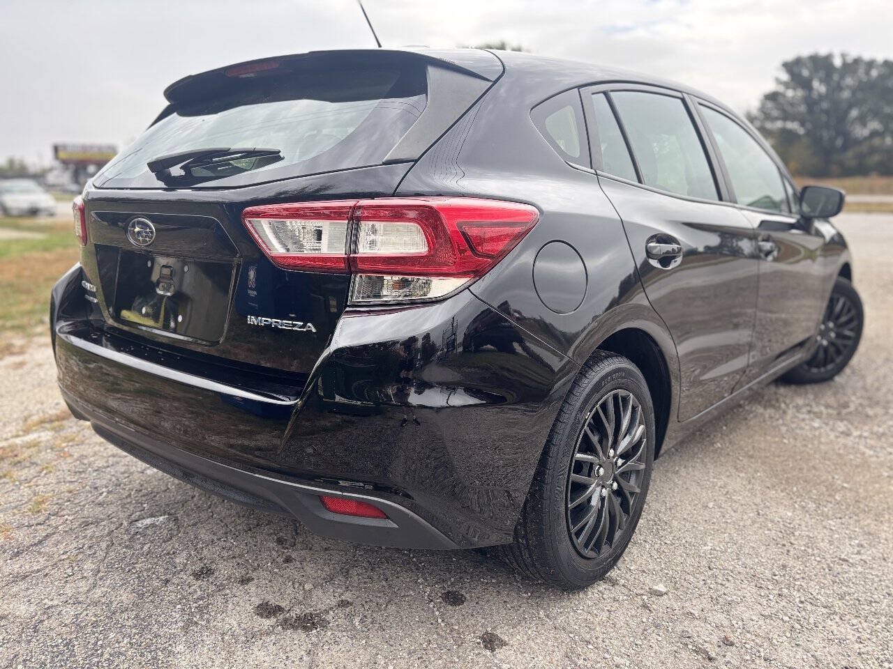 Used 2019 Subaru Impreza 2.0i AWD/4WD image 5