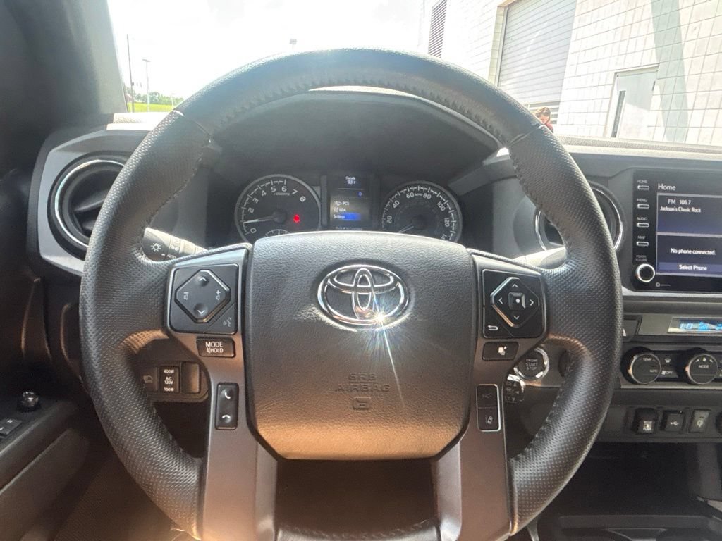 Used 2022 Toyota Tacoma TRD Off-Road AWD/4WD image 20