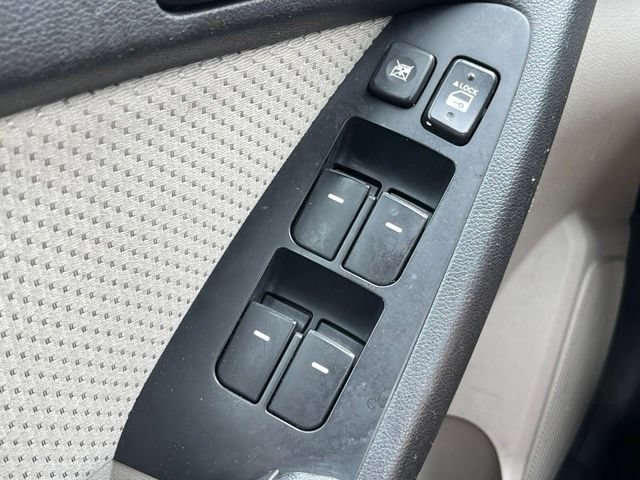 Used 2012 Kia Forte EX FWD image 32