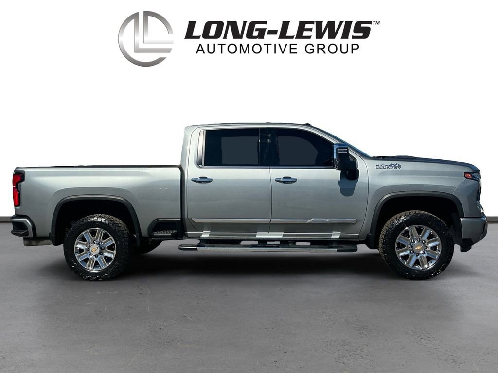 Used 2024 Chevrolet Silverado 2500 High Country w/ High Country Premium Package image 8