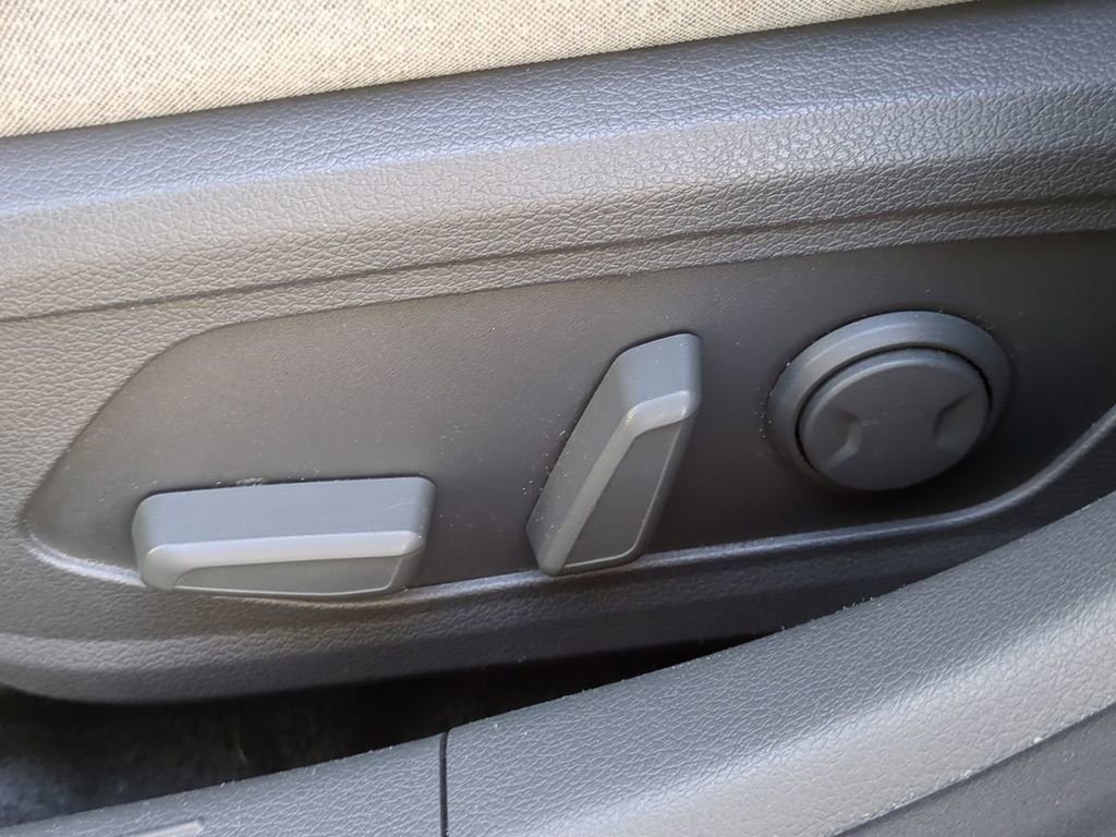 Used 2020 Hyundai Sonata SEL image 18